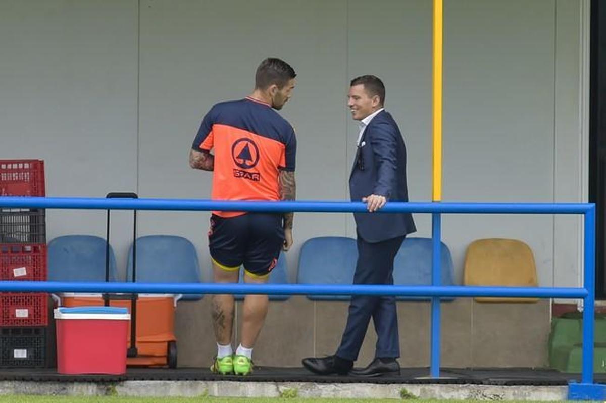 Entrenamiento de la UD Las Palmas, con el nuevo ... Entrenamiento de la UD Las Palmas, con el nuevo ...