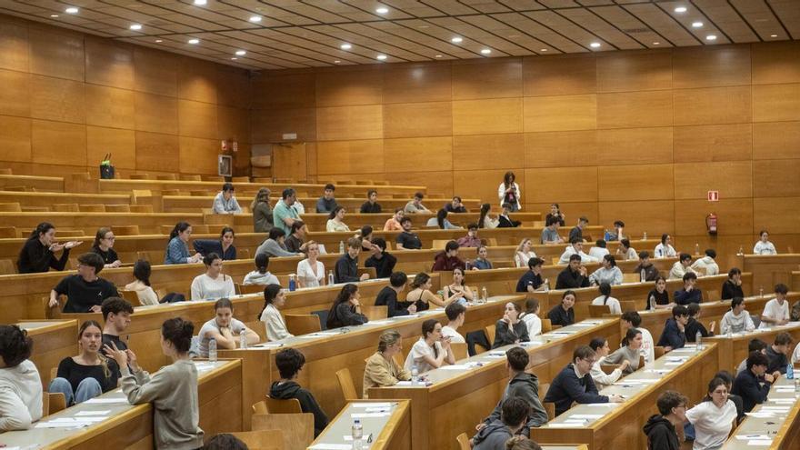 La CIG, contra la reforma de la selectividad que plantea la Xunta: la acusa de querer controlar a la CiUG