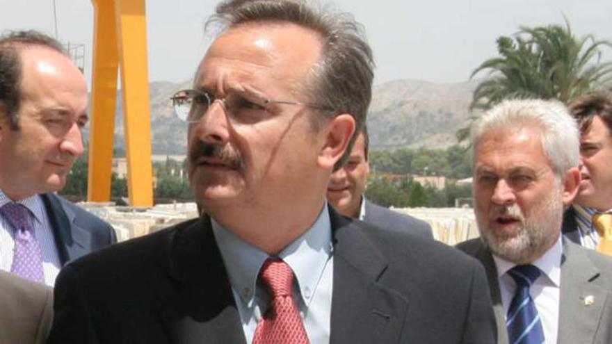 El alcalde y candidato socialista Mariano Beltrá.