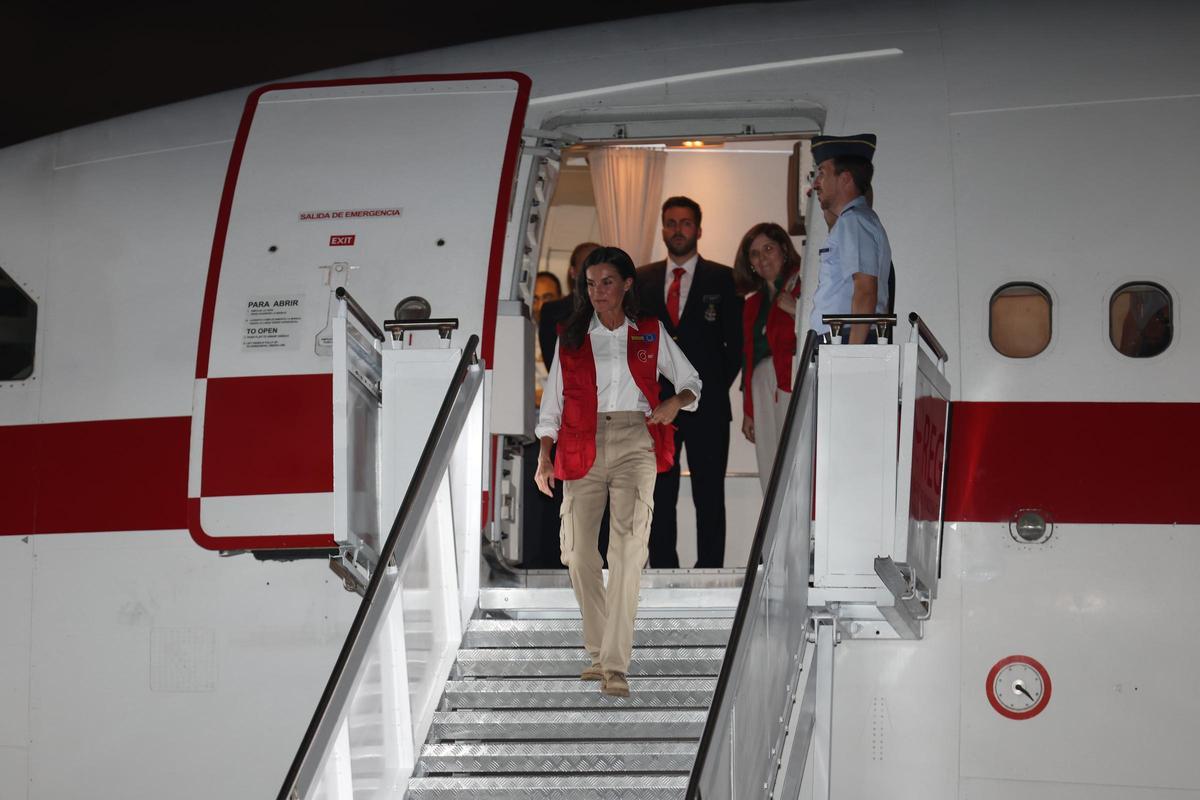 Letizia inicia su viaje de cooperación en Colombia