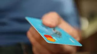 Media España en alerta por lo que ha dicho la Guardia Civil sobre lo que está pasando con las tarjetas de crédito