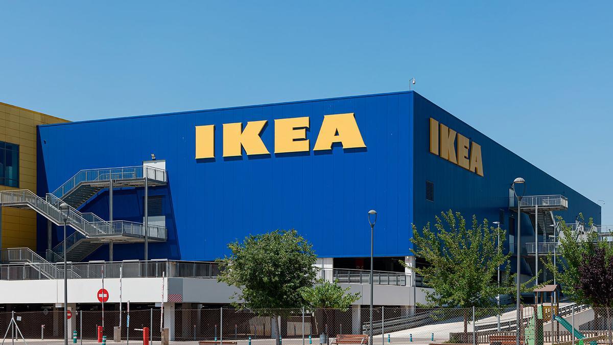 Ikea cambia sus tiendas por sorpresa: adiós a los grandes almacenes a las afueras de la ciudad con cientos de muebles y complementos