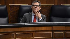 El ministro de la Presidencia, Justicia y Relaciones con las Cortes, Félix Bolaños, en una sesión plenaria