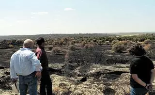 Los ganaderos de Roelos reclaman atención: “El incendio nos ha acabado de rematar”