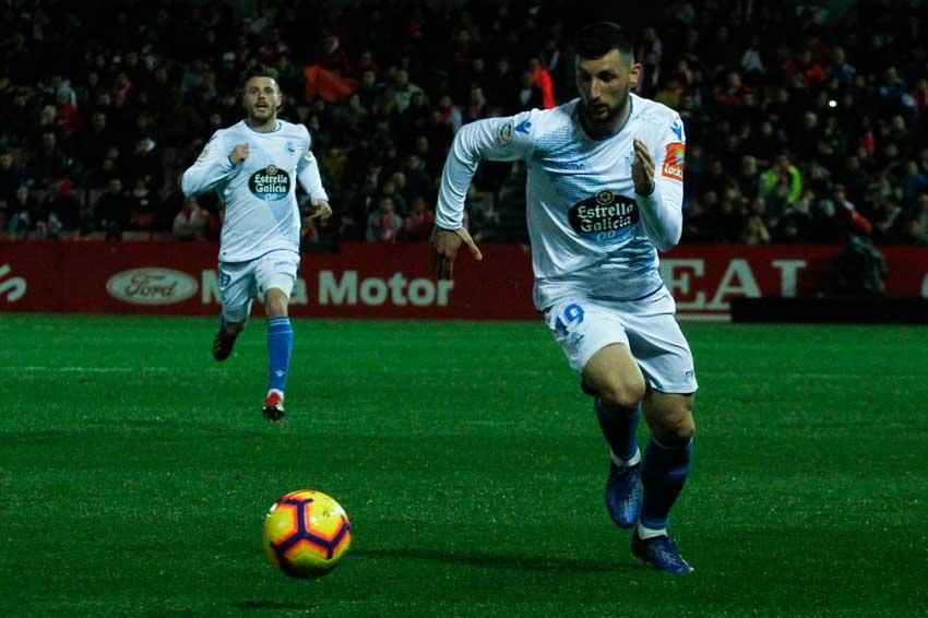 El Deportivo consigue en Granada la trascendental victorial para las aspiraciones blanquiazules al final de temporada. LOF