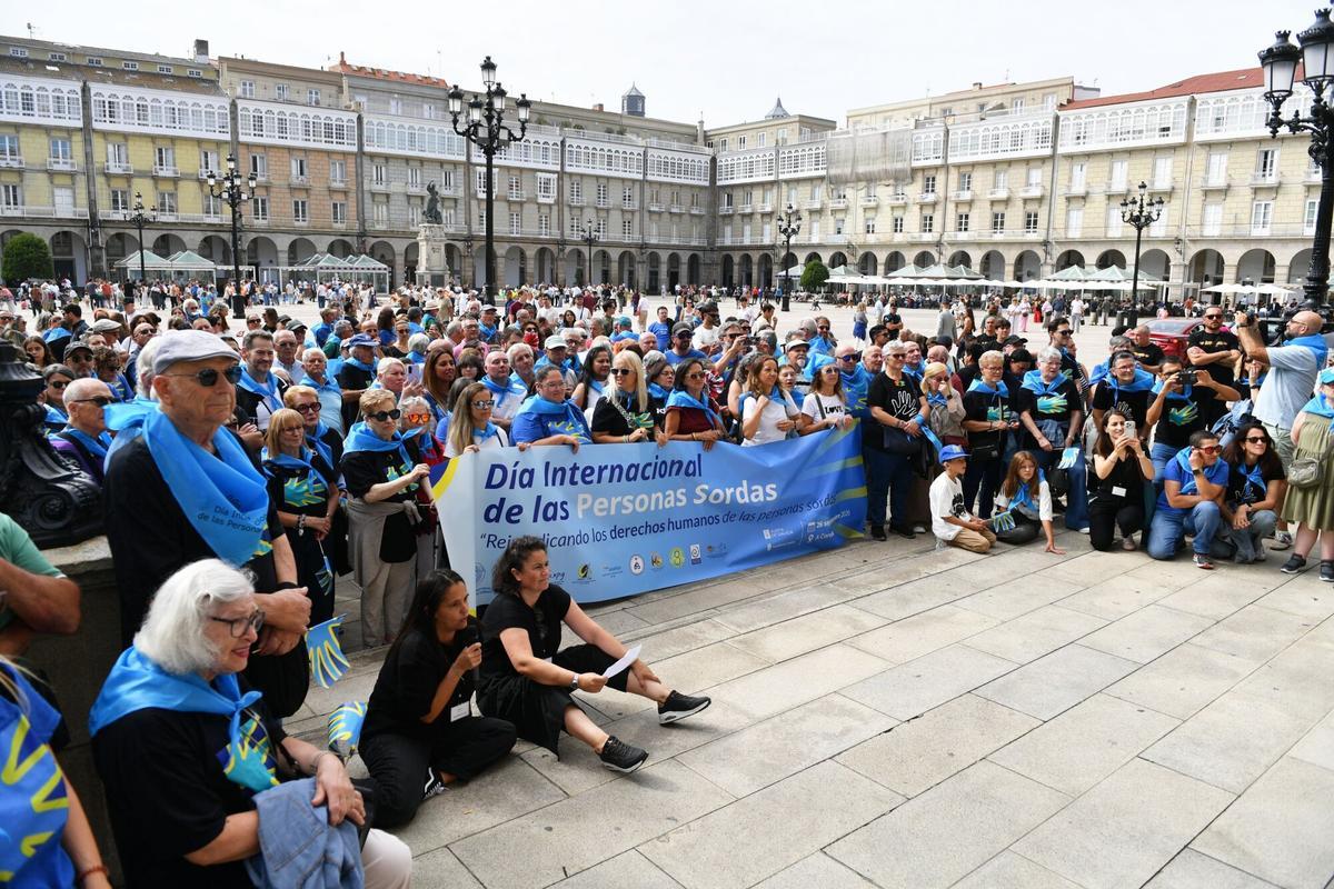 Día Internacional Personas Sordas plaza María Pita Día Internacional Personas Sordas plaza María Pita