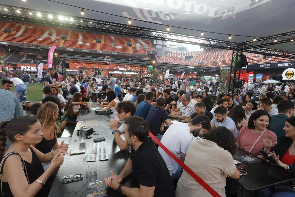 Imagen del ambiente en la celebración de The Champions Burger.