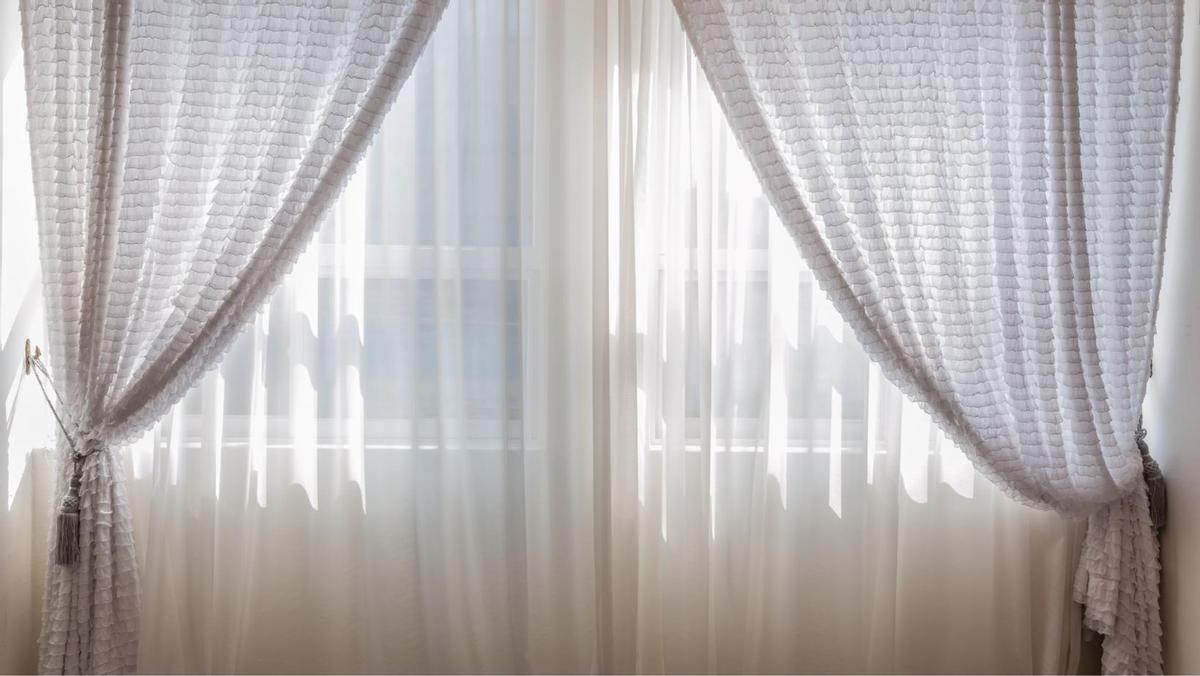 Cortinas en una vivienda.