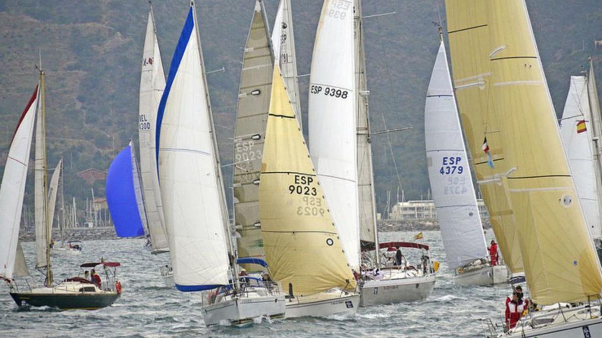 Salida de la regata de altura Ruta de la Sal