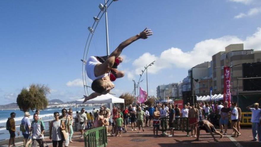 &#039;Playeando&#039; en Las Canteras