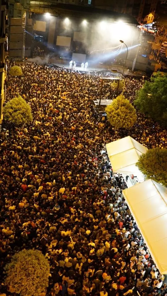 “10.000” personas en la Panorama obligaron a parar la actuación durante 50 minutos
