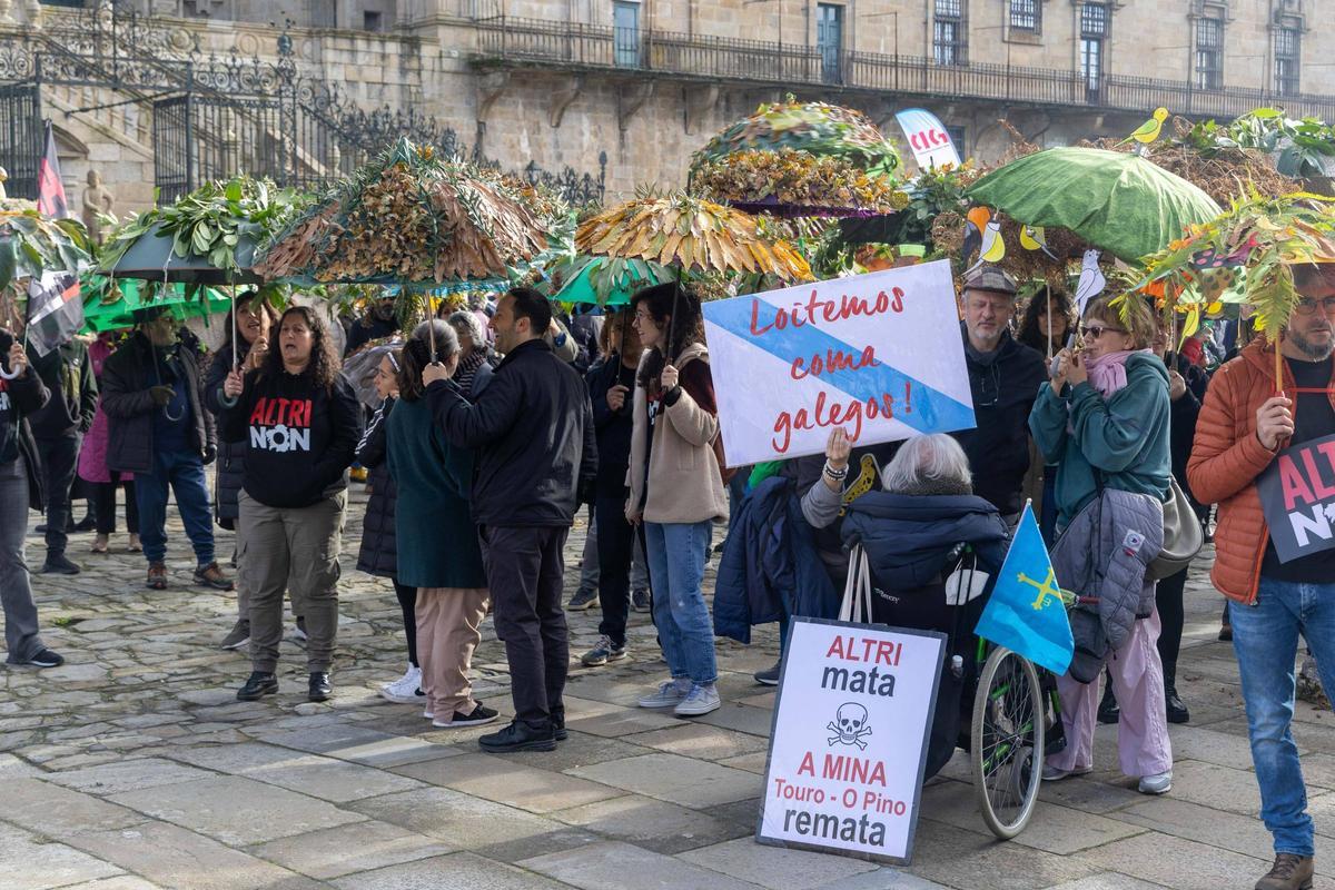Una de las manifestación en la capital gallega contra la implantación de Altri