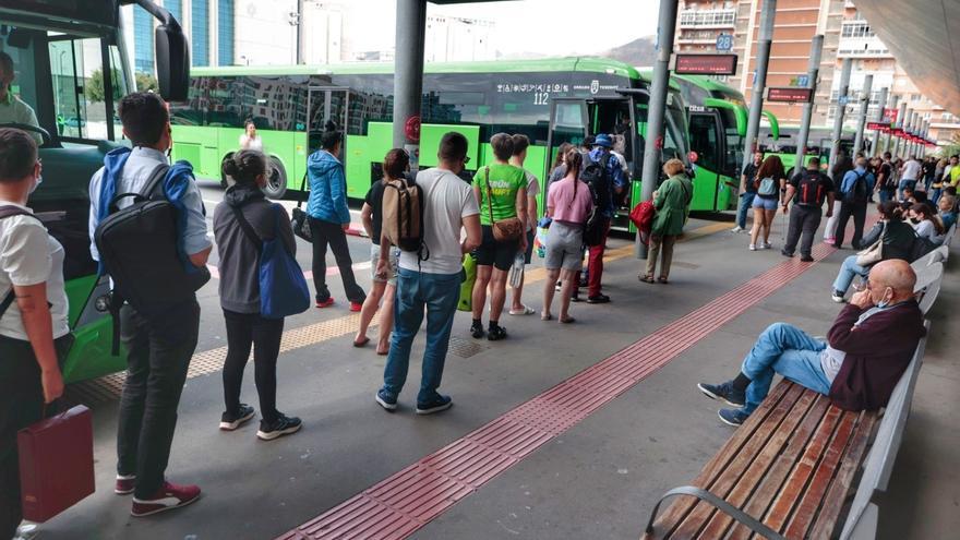 Detenida por agredir a su novio en un intercambiador de transportes en Tenerife