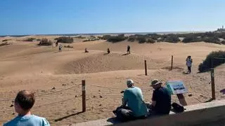 Cabreo en Gran Canaria: el selfie que pisa las Dunas de Maspalomas