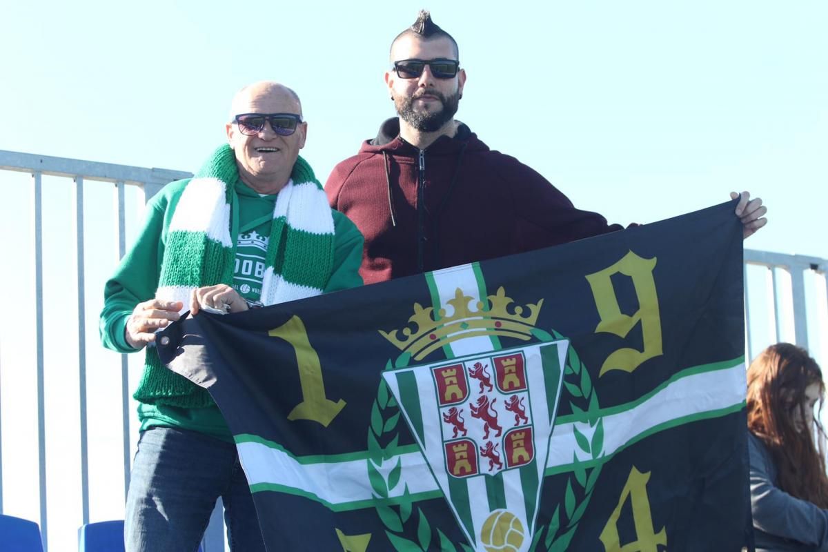 La afición cordobesista, con su equipo en Cádiz