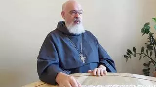 Dominique Mathieu, cardenal de Teherán: “La mitad de población de la ciudad se ha ido"