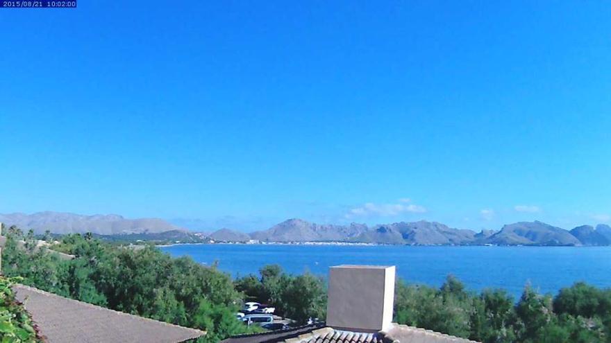 Blauer Himmel über Port de Pollença am Freitagvormittag (21.8.)