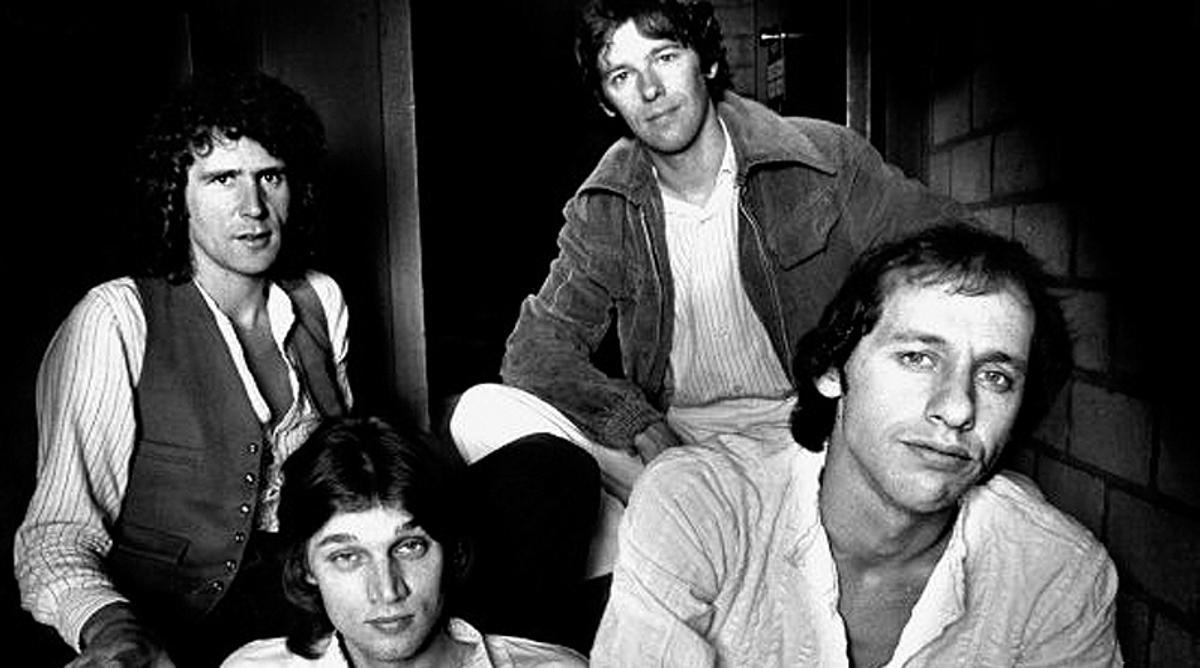 Dire Straits, banda de rock británica formada en Londres en 1977 por Mark Knopfler, David Knopfler, John Illsley y Pick Withers.