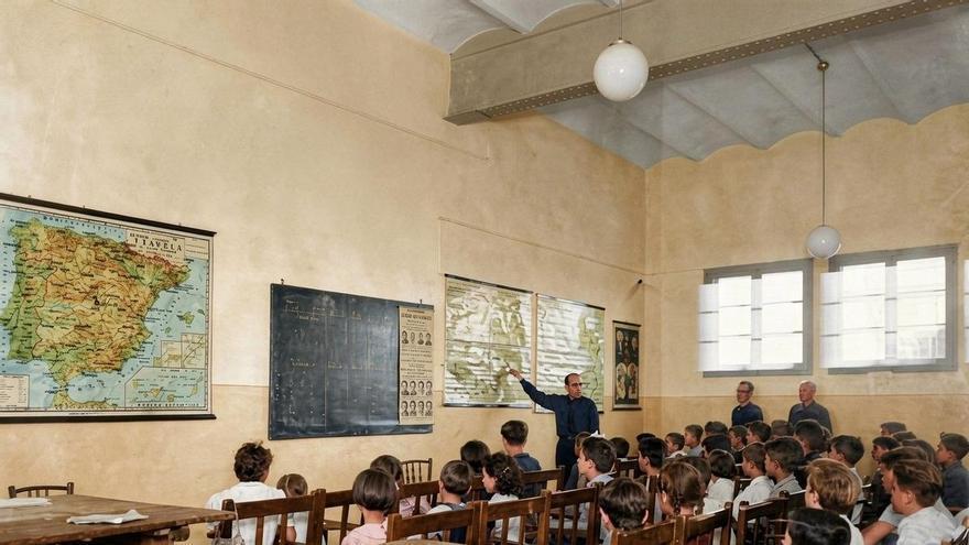 El Gobierno dispone la incautación de las escuelas religiosas
