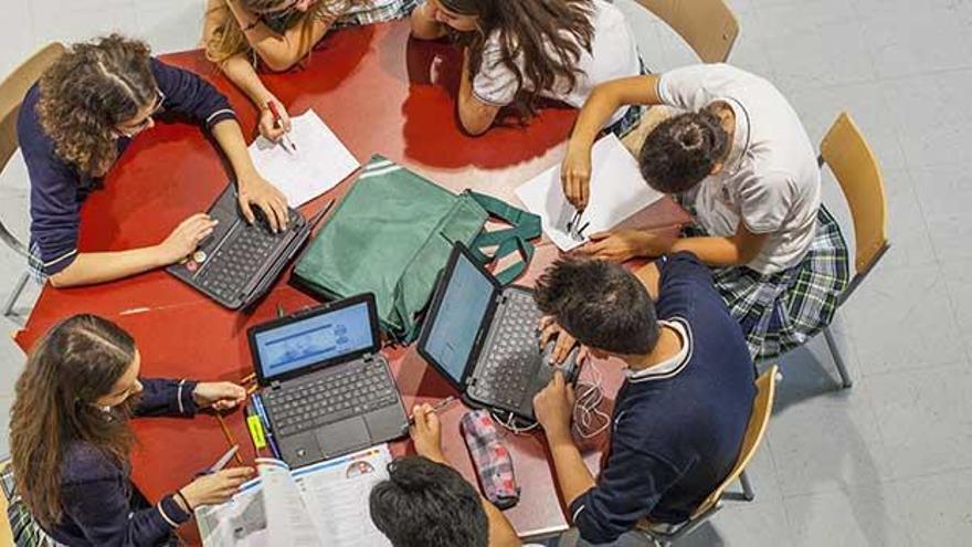 ¿Sabes cuál es el primer colegio de Alicante en ser «Escuela Referente de Google»?