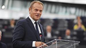 El presidente del Consejo Europeo, Donald Tusk, comparece ante la Eurocámara.