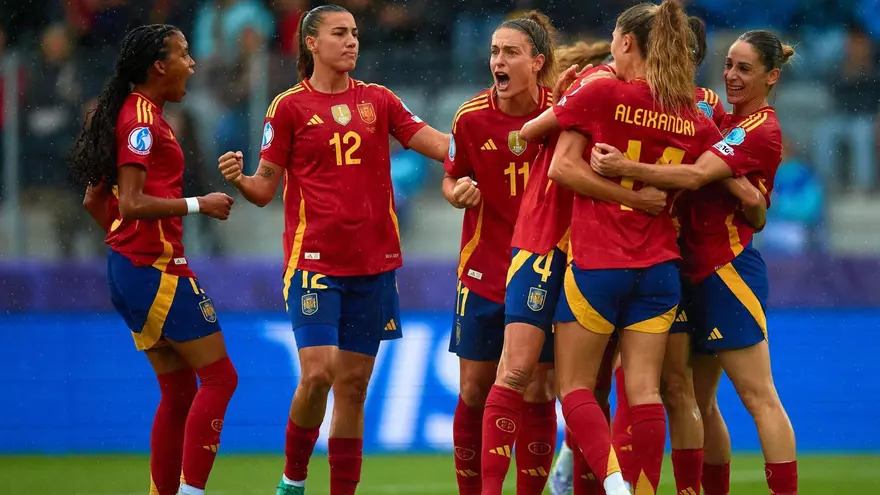 Madrid se une para apoyar a la selección femenina en la Eurocopa: así es la iniciativa organizada por la RFEF y Metro de Madrid