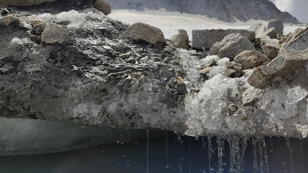 Los glaciares del Pirineo pierden una quinta parte de su superficie desde 2011.