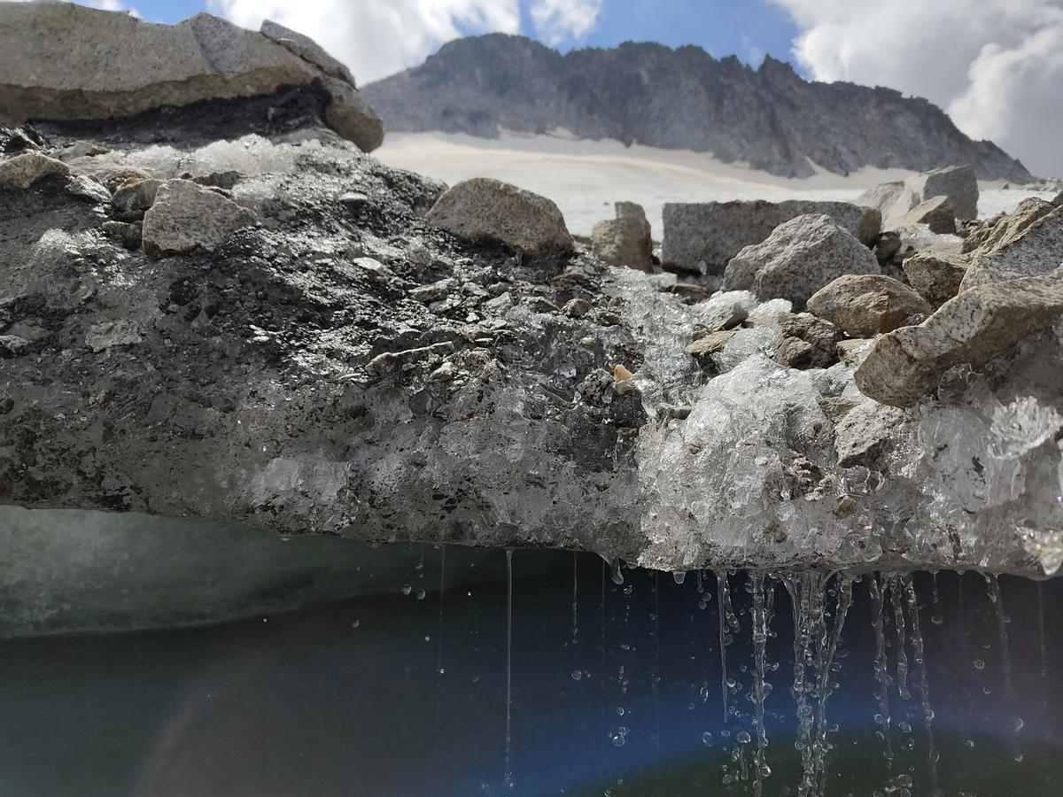 Los glaciares del Pirineo pierden una quinta parte de su superficie desde 2011.