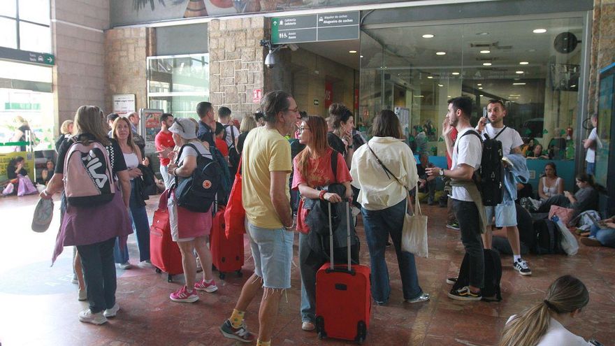 La OCU recuerda todo lo que puedes reclamar tras el apagón en toda España