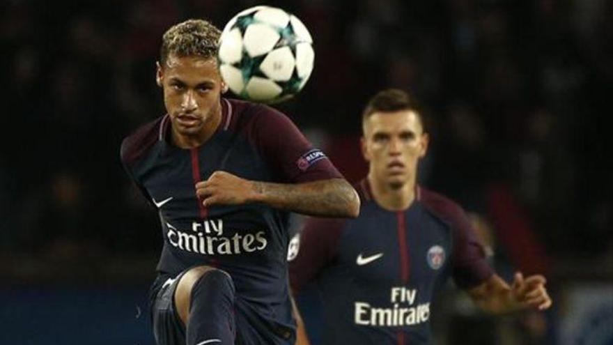 Neymar en su mansión de París: 14.000 euros al mes y una actitud &quot;ejemplar &quot;