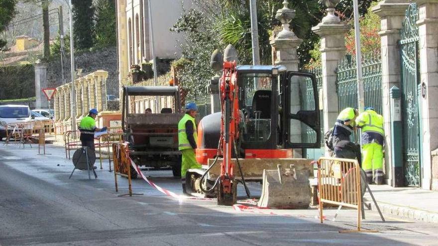 En marcha las obras de mejora de accesos a Llanes