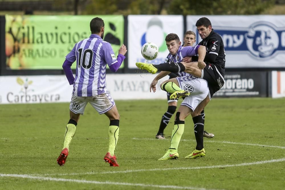 El partido entre el Lealtad y el Valladolid B, en imágenes