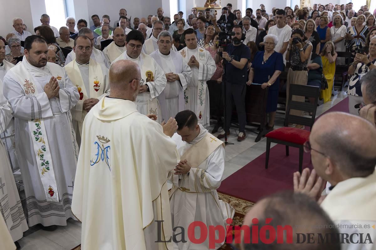 Así se ha vivido la ordenación sacerdotal de Miguel Tovar Fernández en la pedanía molinense de Torrealta