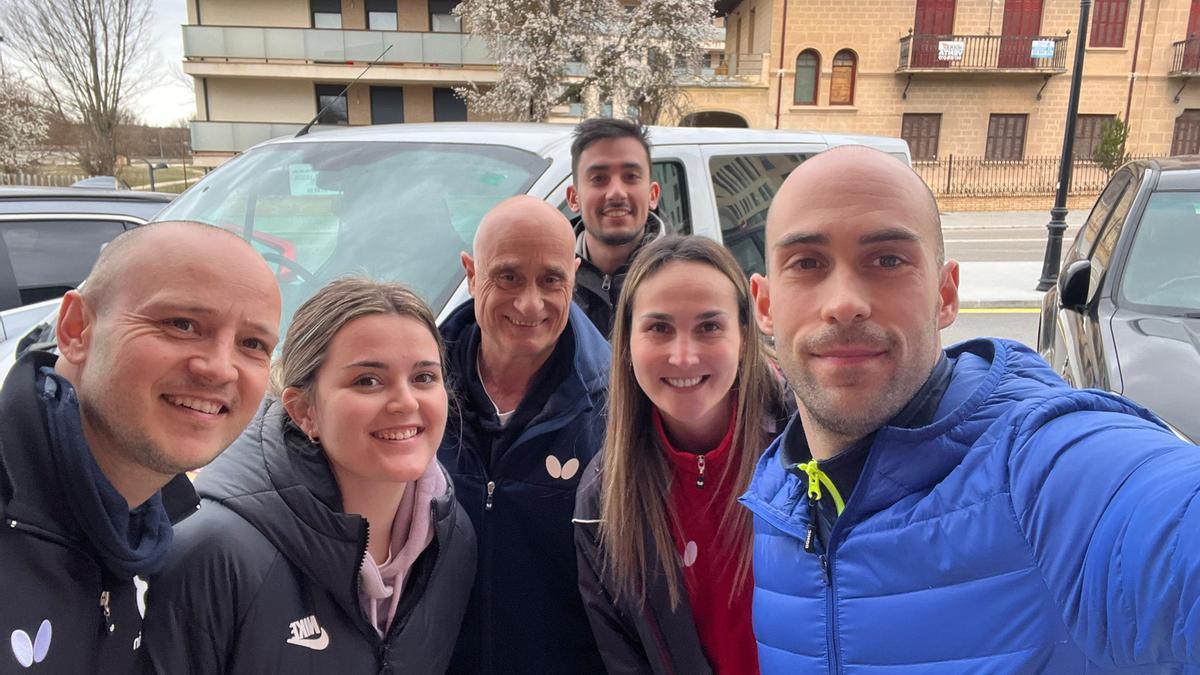 La expedición de los equipos de Priego en Santander.