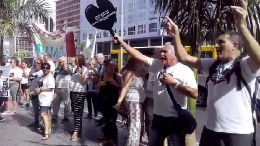 Tercera manifestación de la Plataforma de Afectados por iDental en Canarias