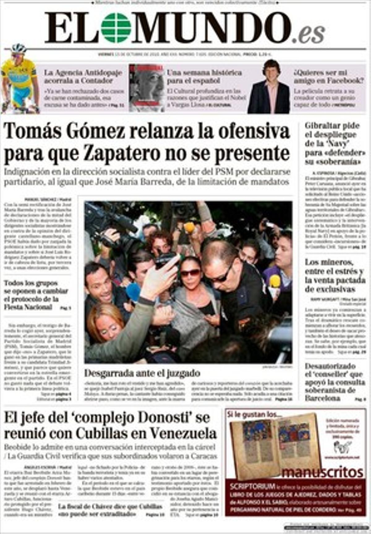 ’El Mundo’ destaca a dins que el seu director, Pedro J. Ramírez, va entregar ahir a la presidenta de l’Associació d’Ajuda a les Víctimes de l’11-M, Ángeles Domínguez, el protocol d’actuació dels Tedax que el Ministeri de l’Interior li denega per ser una matèria classificada secreta. També qüestiona l’emissió que prepara la Generalitat: Malgastar en bons ’patriòtics.