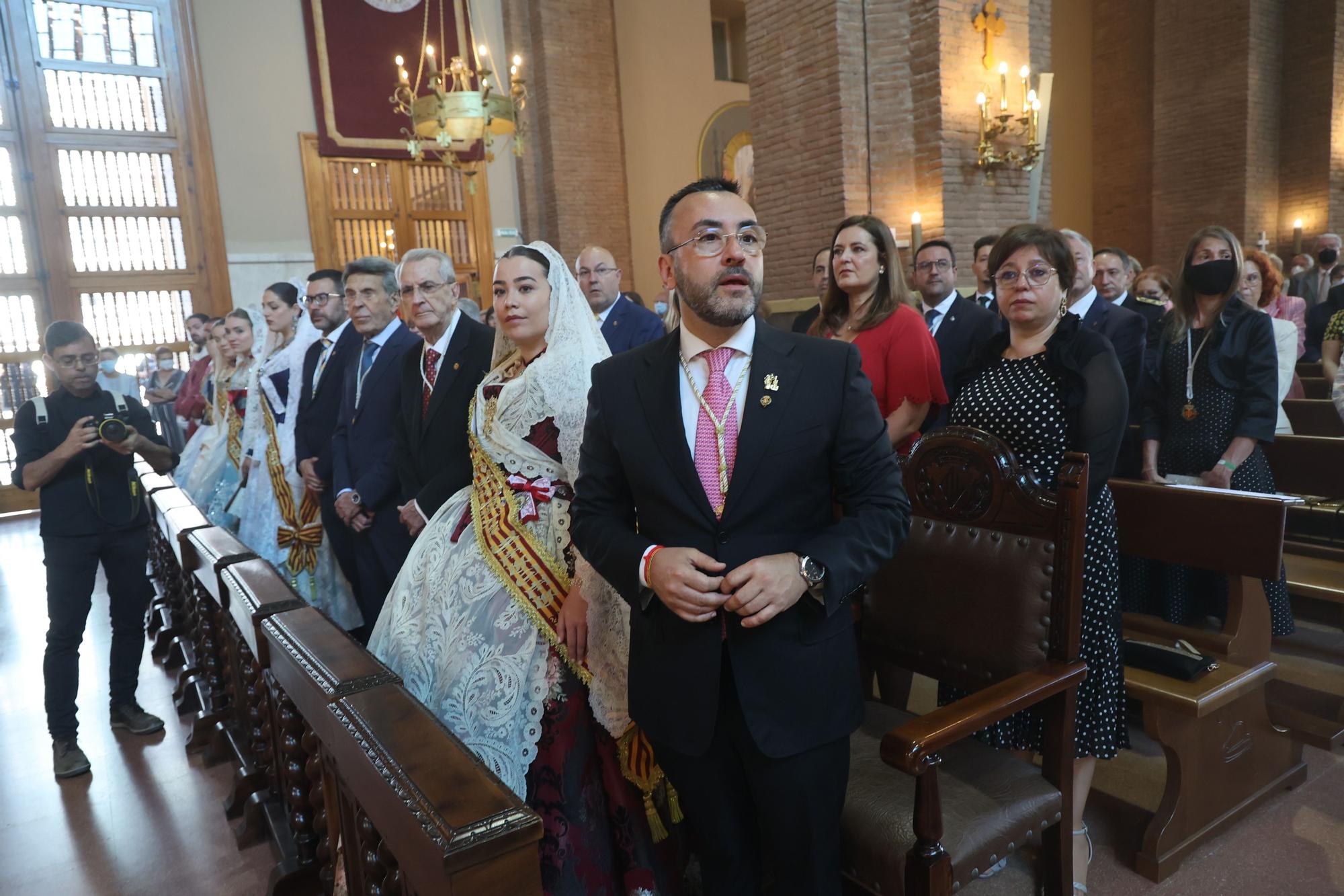 Las imágenes de la misa y la procesión del día de Sant Pasqual en Vila-real