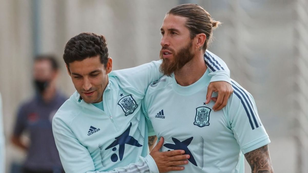 Jesús Navas junto a Sergio Ramos en la Selección