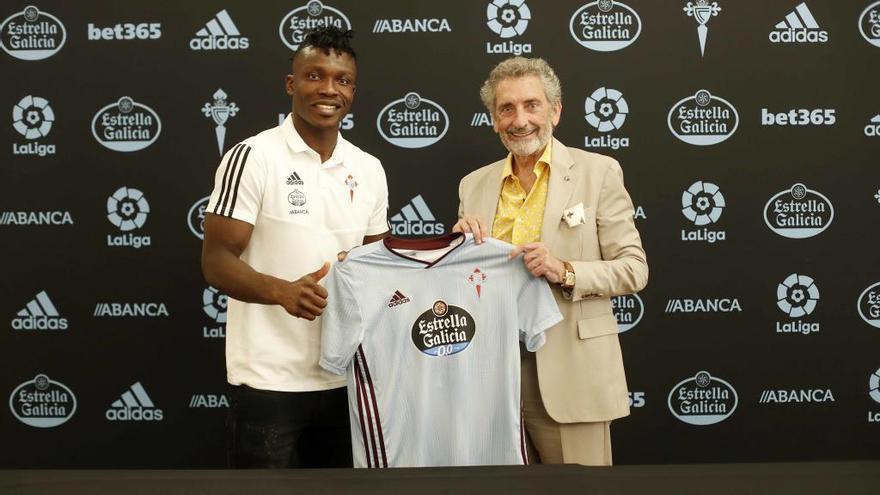 Aidoo, con Mouriño. // RC Celta