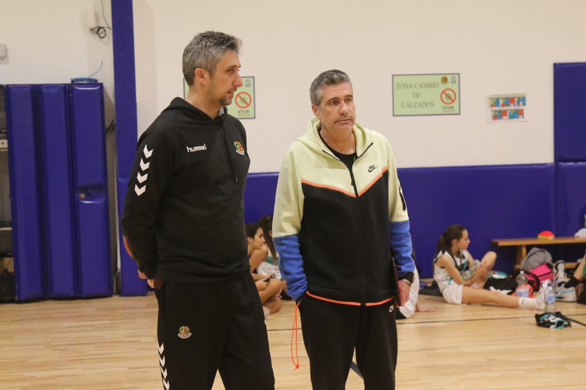 Primer entrenamiento de Francis Tomé al frente del CAB Estepona