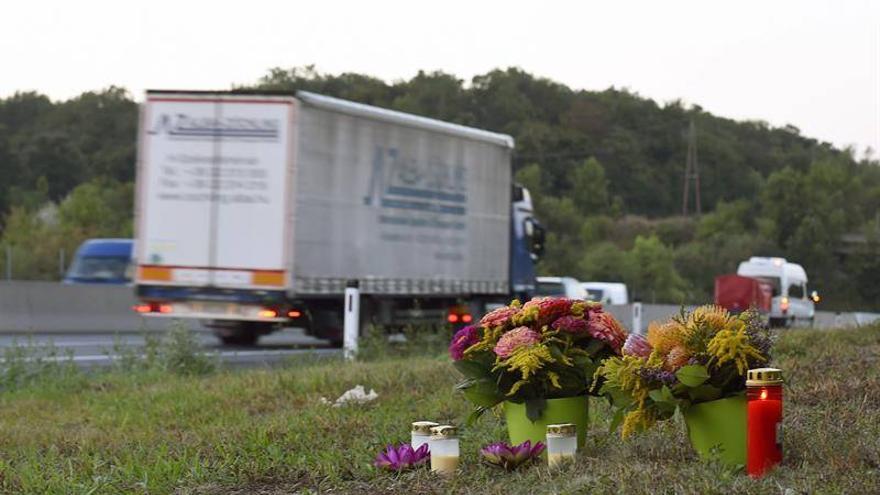 Localizado en Austria un camión de refugiados con tres niños en estado grave