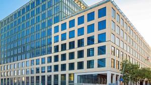 L’amo del Rockefeller Center sobrevola el 22@