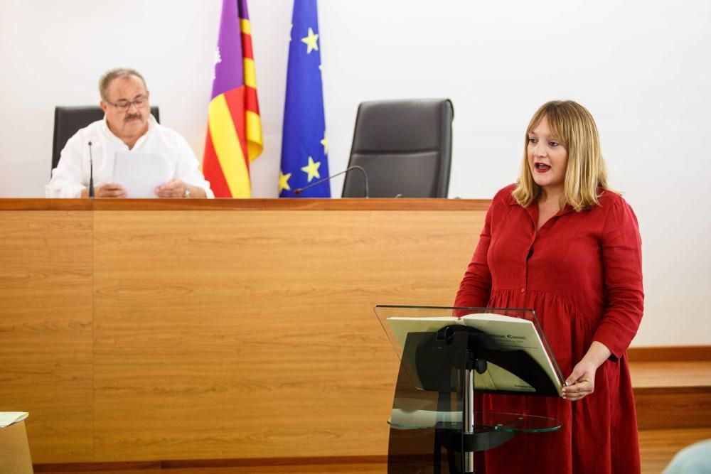 Toma de posesión de Antoni Marí Marí, 'Carraca', en el Ayuntamiento de Sant Joan