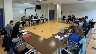 Extremadura inicia el proceso para convertir en funcionarios a 1.141 interinos docentes