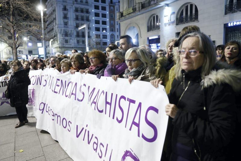 Concentración contra la violencia machista en Zaragoza