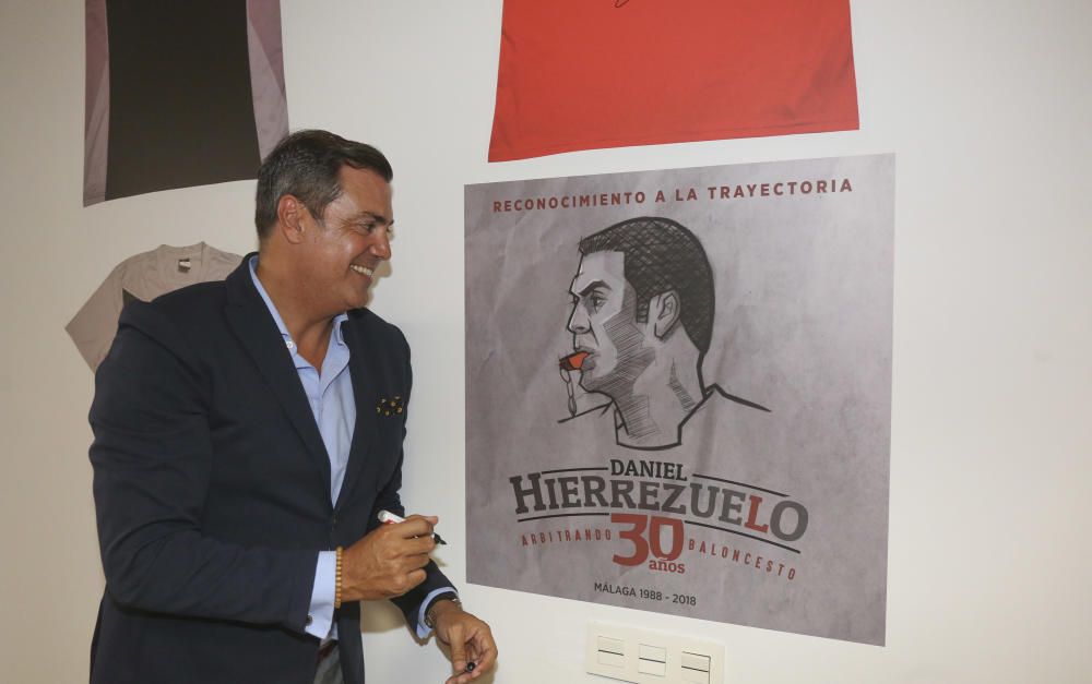 Homenaje al árbitro de baloncesto Daniel Hierrezuelo