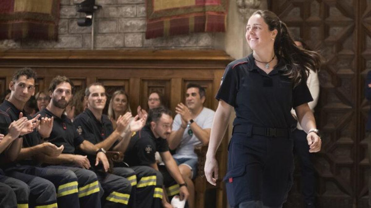 Acto de bienvenida a 60 nuevos bomberos y bomberas