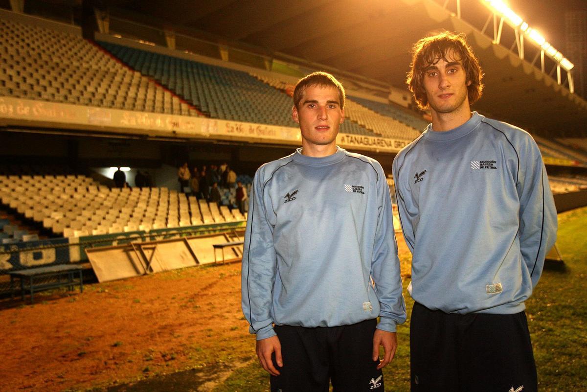 Álex Bergantiños y Adrián López 'Piscu' en 2007