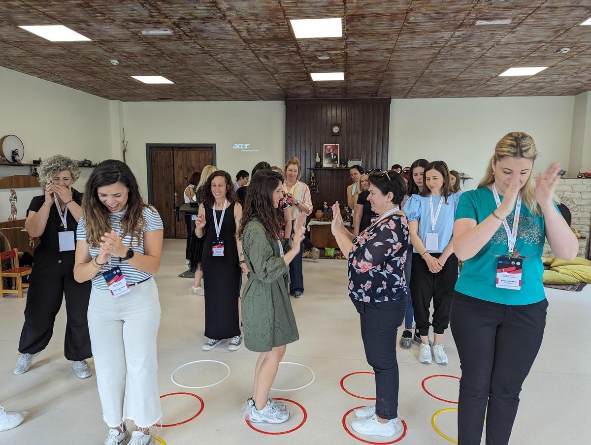 Una de las actividades realizadas por las docentes durante este proyecto educativo.