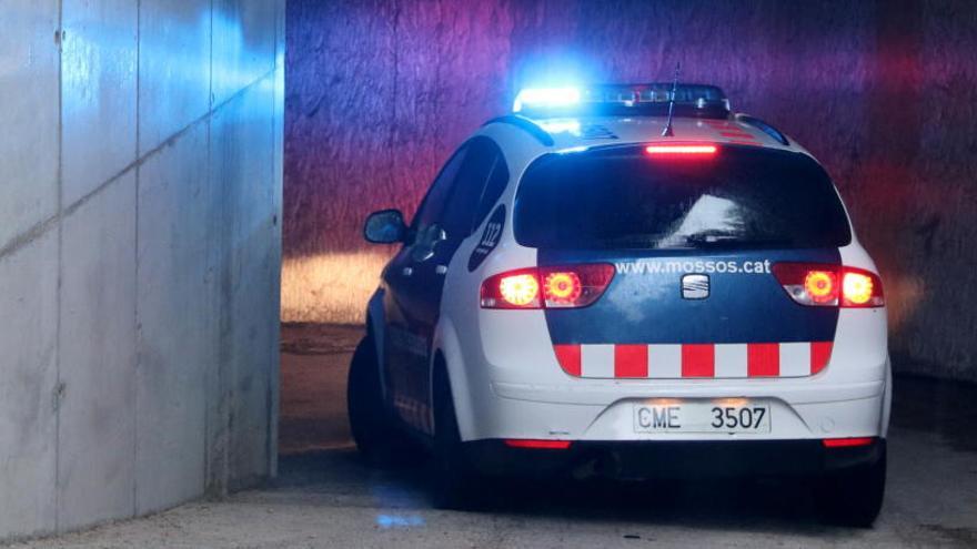 Detenen dos homes per robar una dona de 64 a La Bisbal